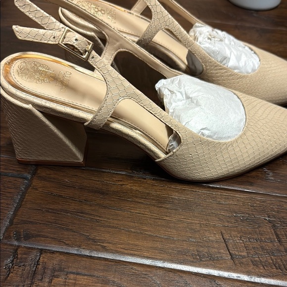 Vince Camuto Tan Slingback Heels with Pointed Toe Sindree Sz 7.5 snake caseina - Picture 5 of 11